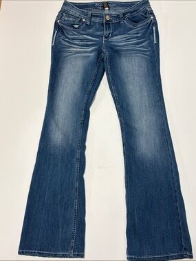Ariya Jeans Dark Blue Women's Bootcut Jeans with Embellished Back Pockets